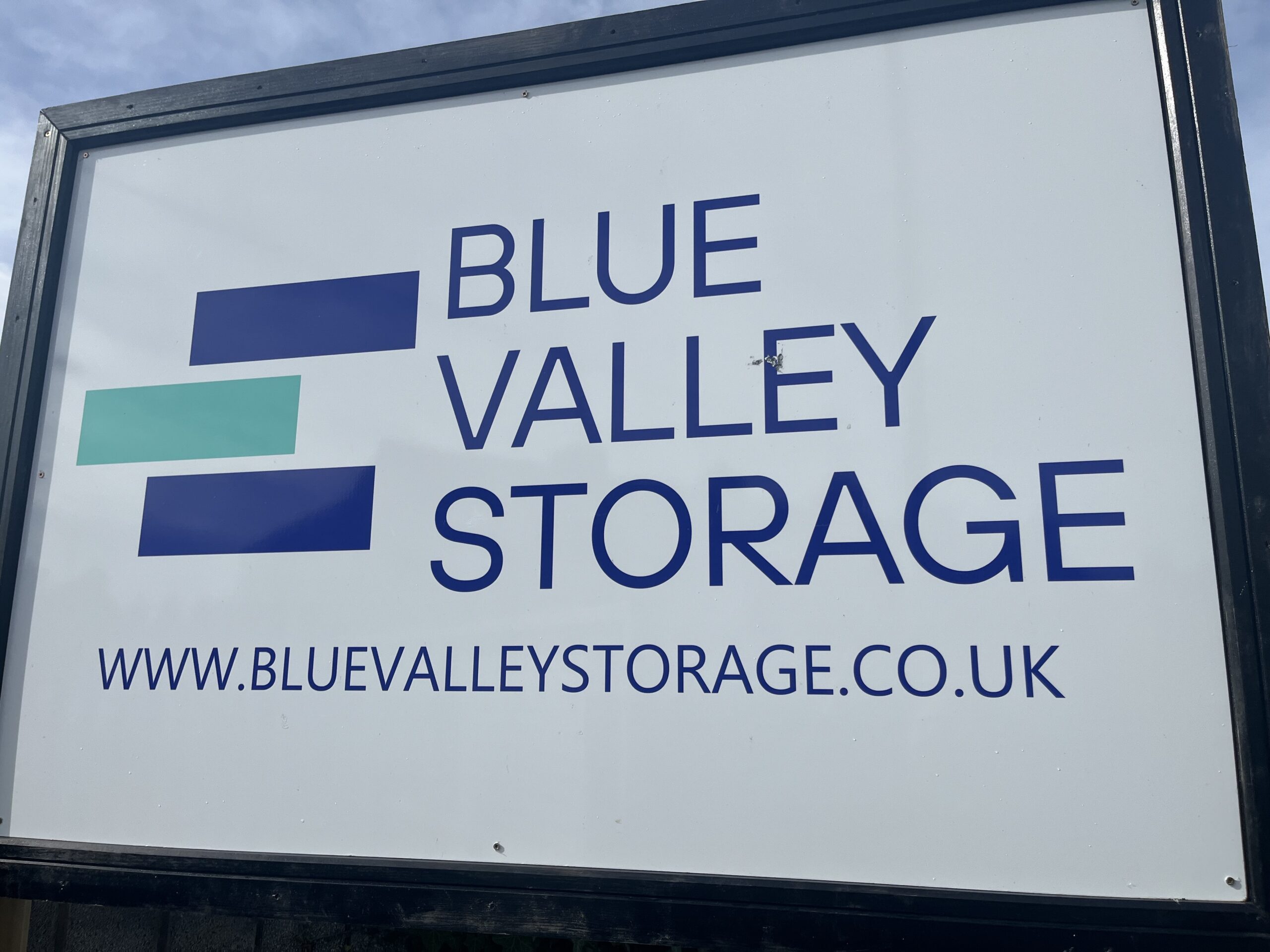 https://bluevalleystorage.co.uk/app/uploads/2024/03/IMG_0164-scaled.jpg